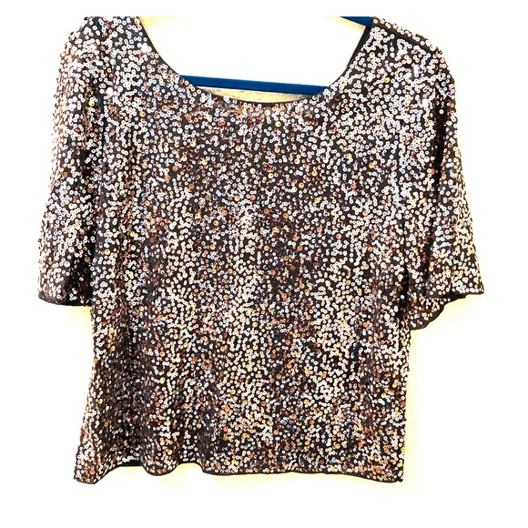 Express Sequen Top - Picture 1 of 3